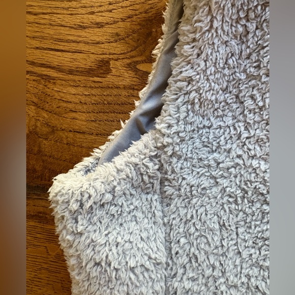 Patagonia Los Gatos salt gray Fleece Vest- fully lined- women’s medium - Picture 13 of 14